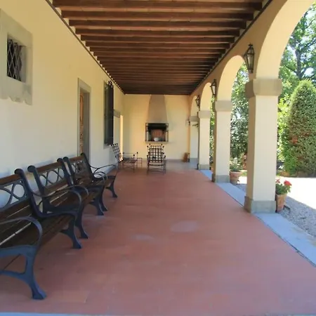 Villa Il Poggiolino - Tuscan Located In Chianti's Hills Badia A Passignano