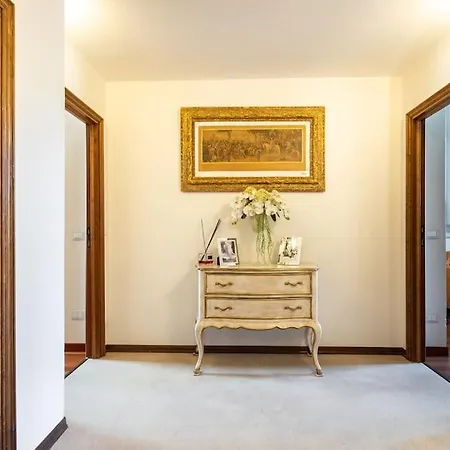 Il Poggiolino - Tuscan Located In Chianti's Hills