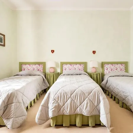 Villa Il Poggiolino - Tuscan Located In Chianti's Hills *