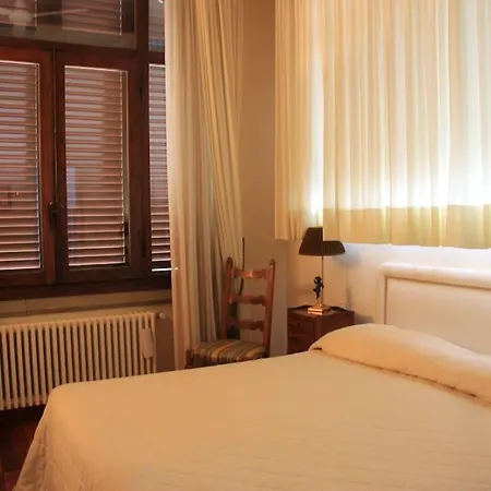 Il Poggiolino - Tuscan Located In Chianti's Hills * Badia A Passignano